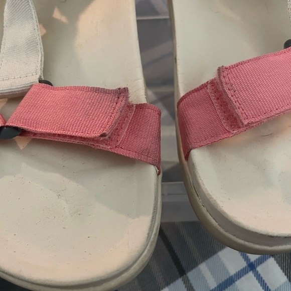 Sandals - Picture 3 of 7